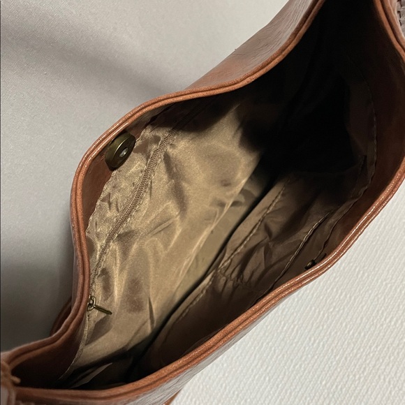 Elegant Brown Leather Shoulder Bag. Has no brand - Picture 9 of 13